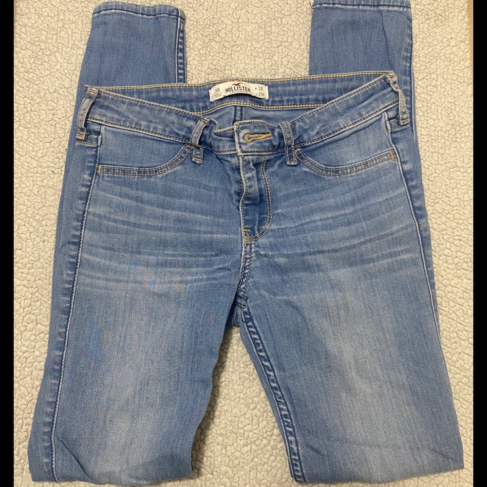 HOLLISTER SKINNY JEANS SIZE 3R ( Regular ) W26 L29